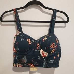 B.O.G. Collective Floral Crop Top Size Medium